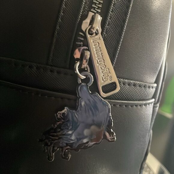 New loungefly Harry Potter demeanors glow in the dark mini book bag backpack - Picture 7 of 15